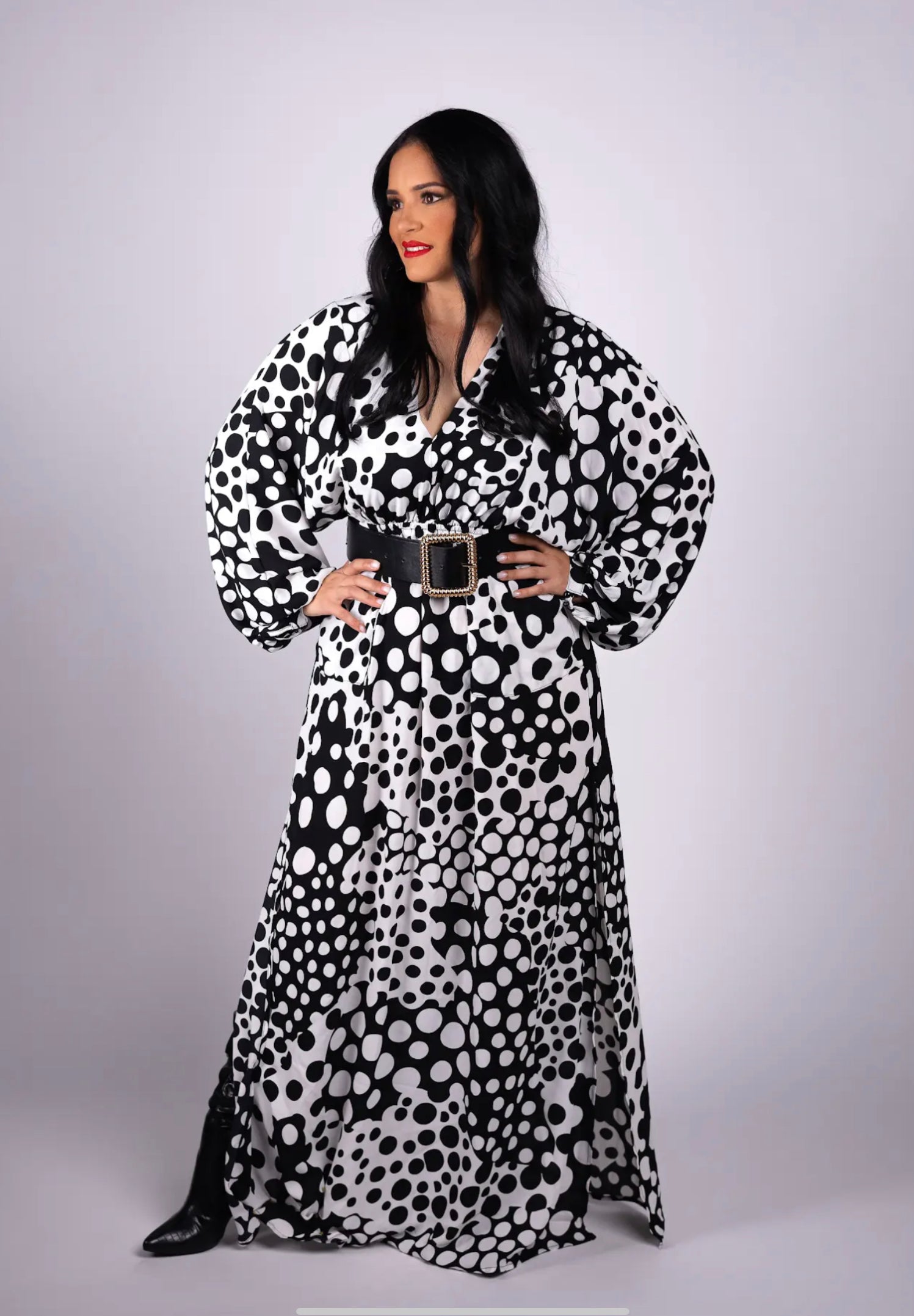 Green Polka Dot Pleated Maxi Dress – v o g l i o Green Polka Dot Pleated Maxi Dress – v o g l i o