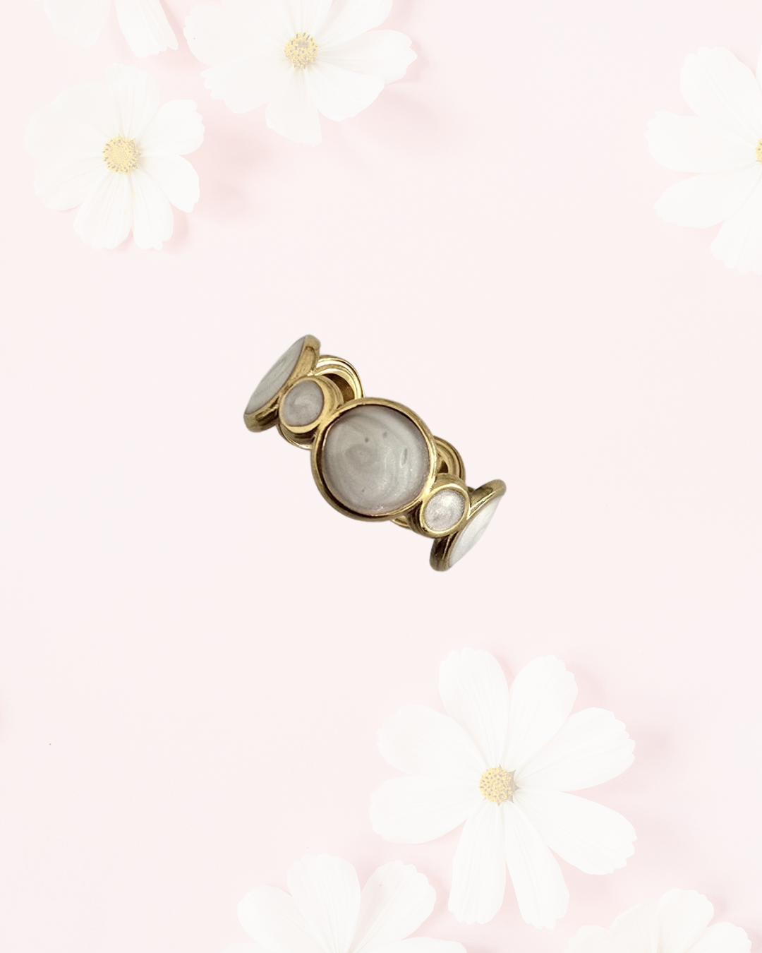 anillo dorado perlado